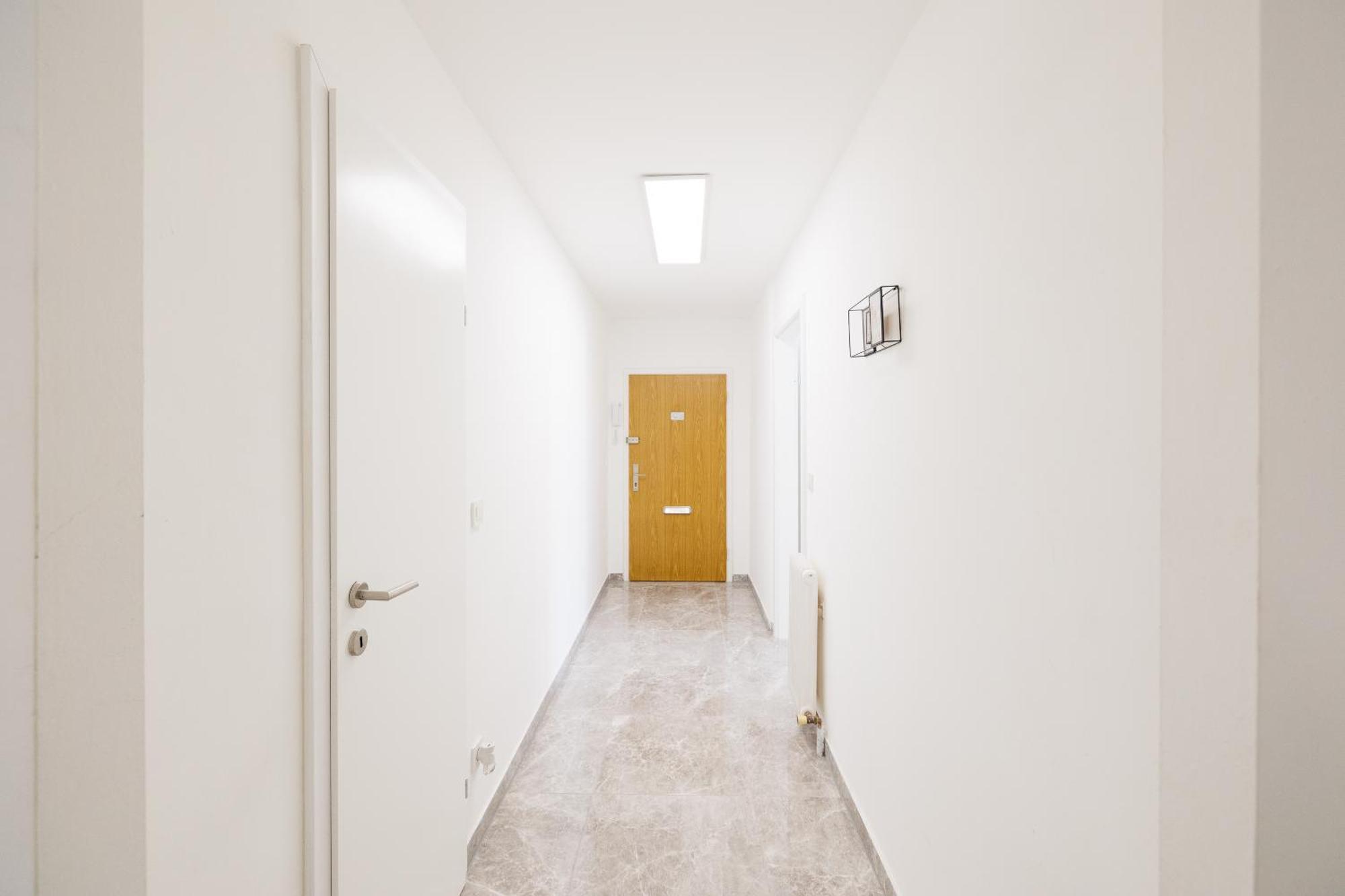 Cozy, Spacious And Charming 4 Bedrooms Apartament Wina Bagian luar foto