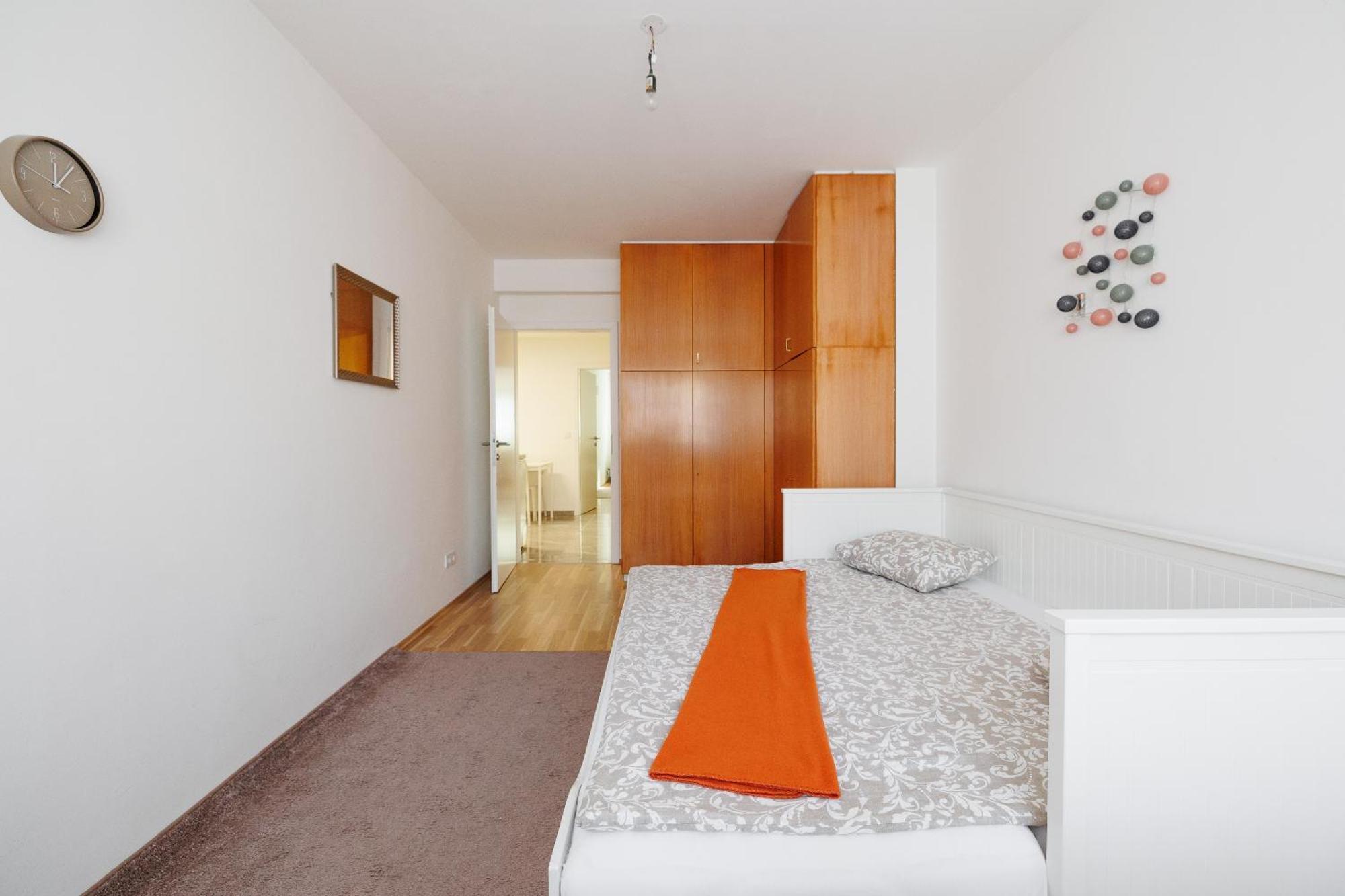 Cozy, Spacious And Charming 4 Bedrooms Apartament Wina Bagian luar foto